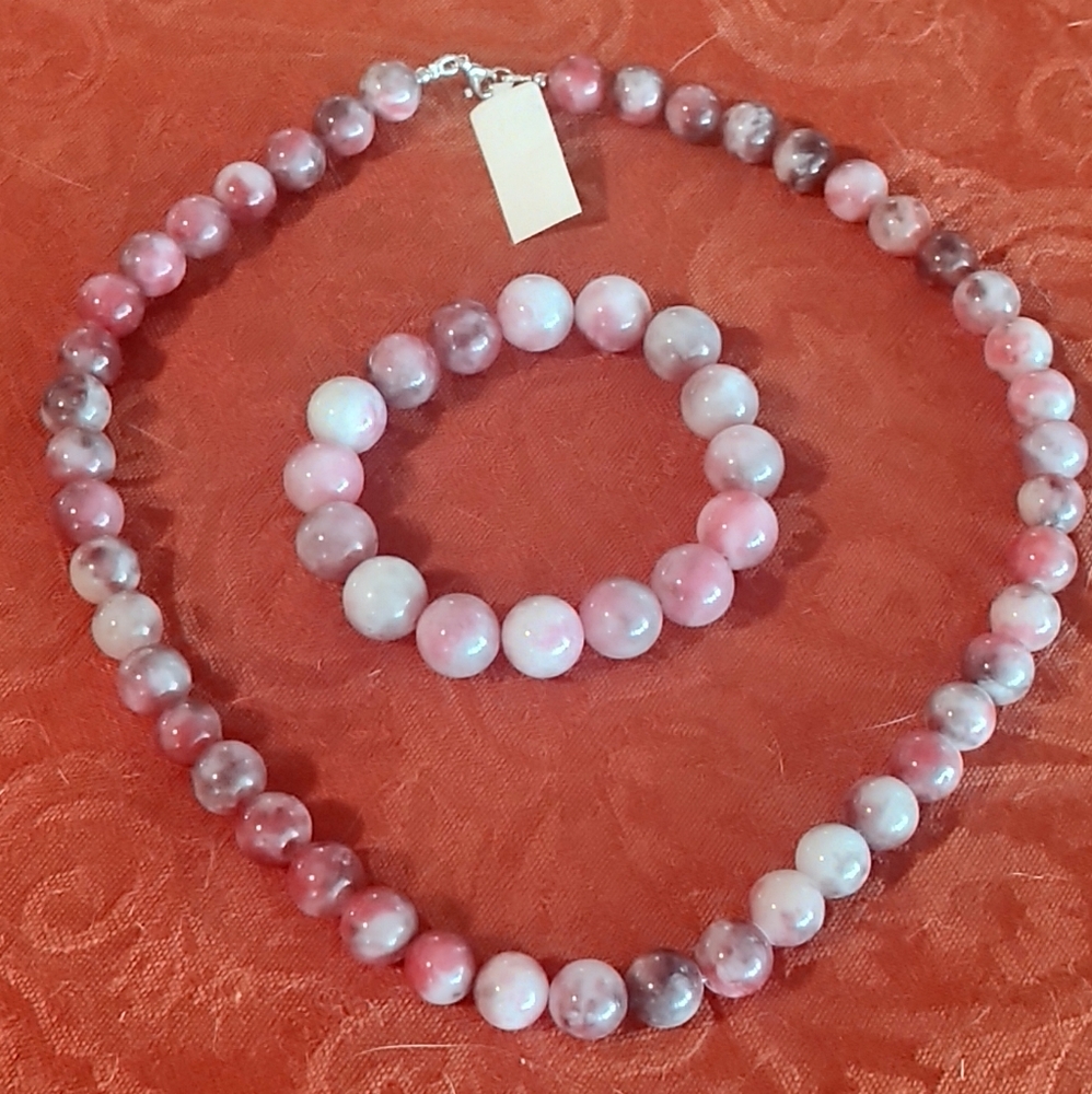 🌹Watermelon Jade Necklace &  Bracelet